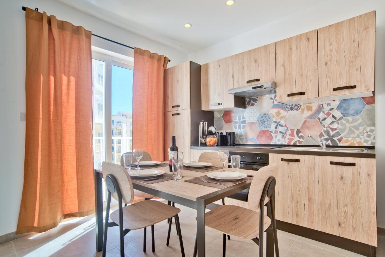 Sliema 2-Bedroom Central Apartments And Penthouse With Jacuzzi Buitenkant foto